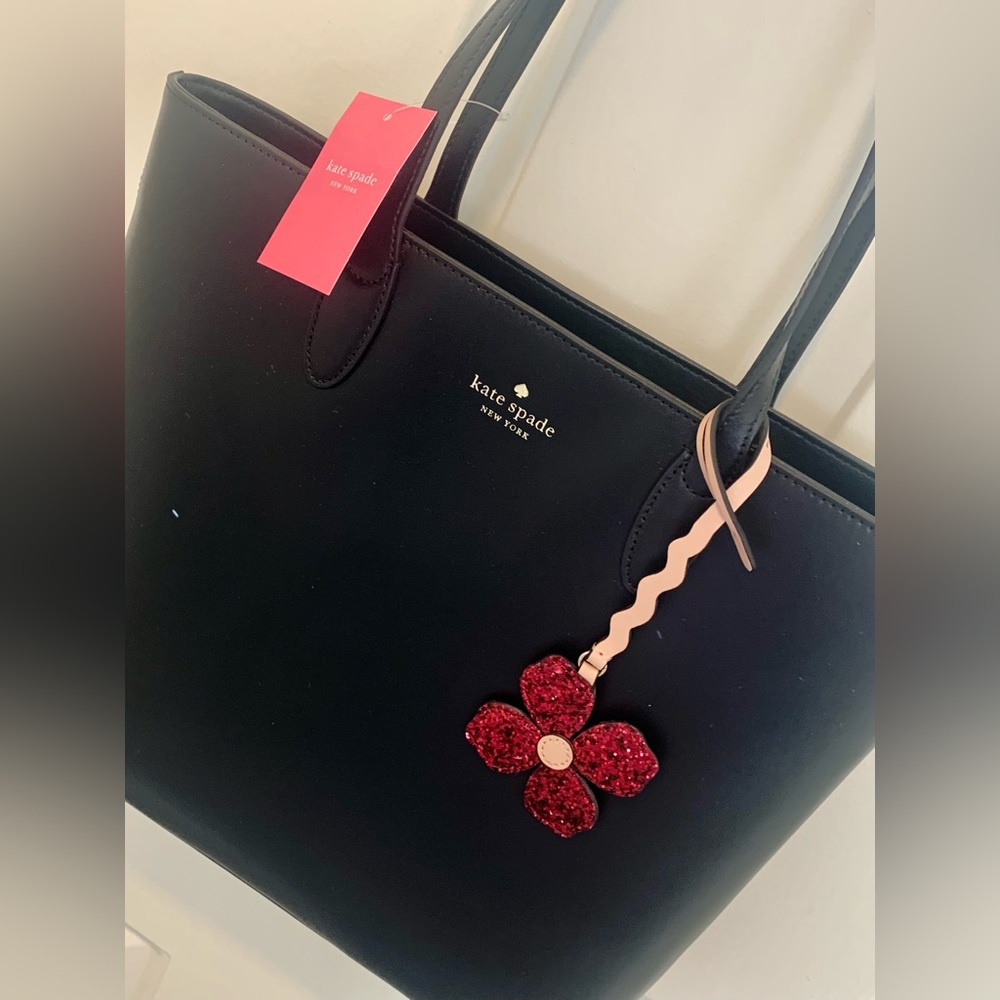 Kate Spade “Kerri” Tote sold out on Kate Spade web-site New with tags!